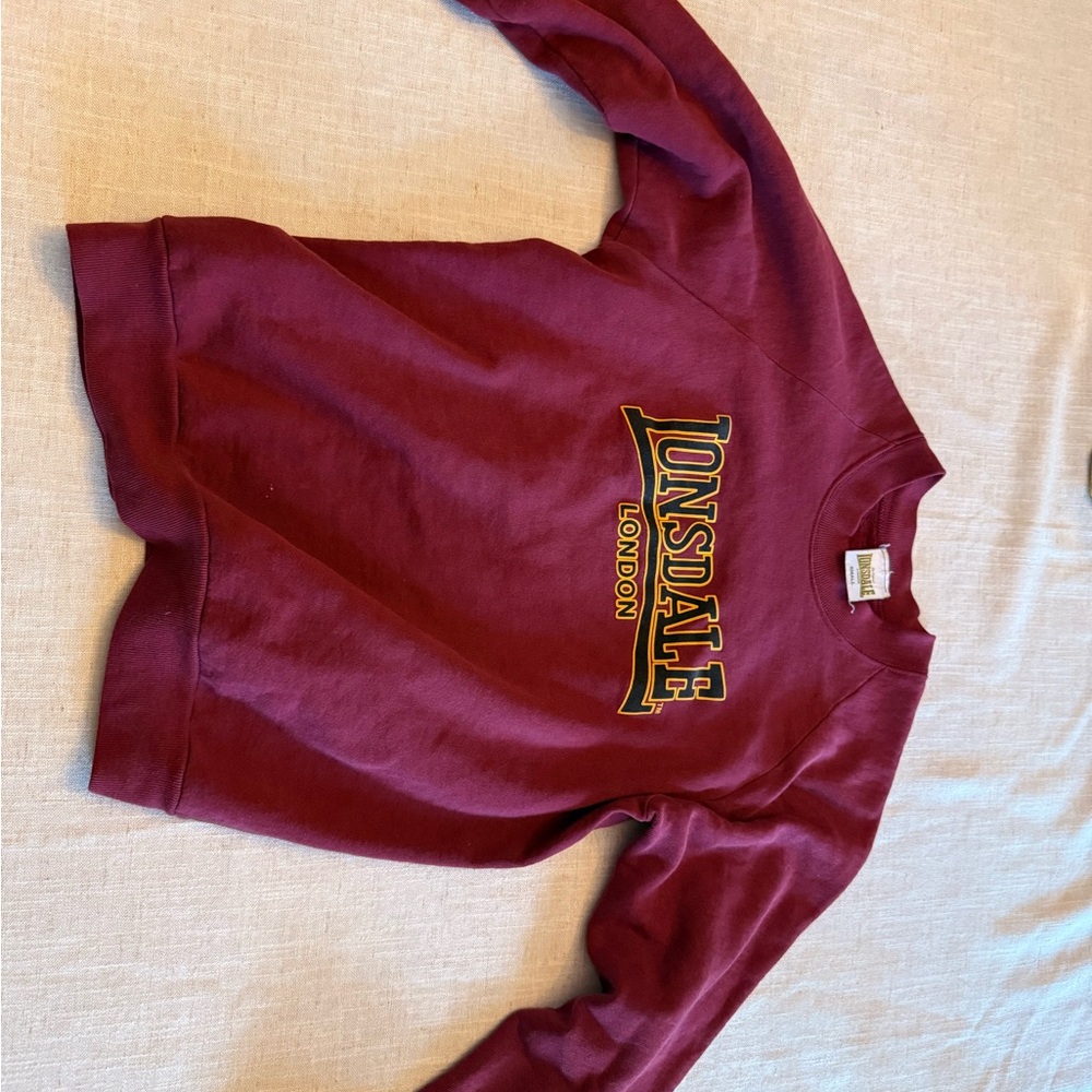 Vintage Lonsdale Men's Burgundy Sweatshirt